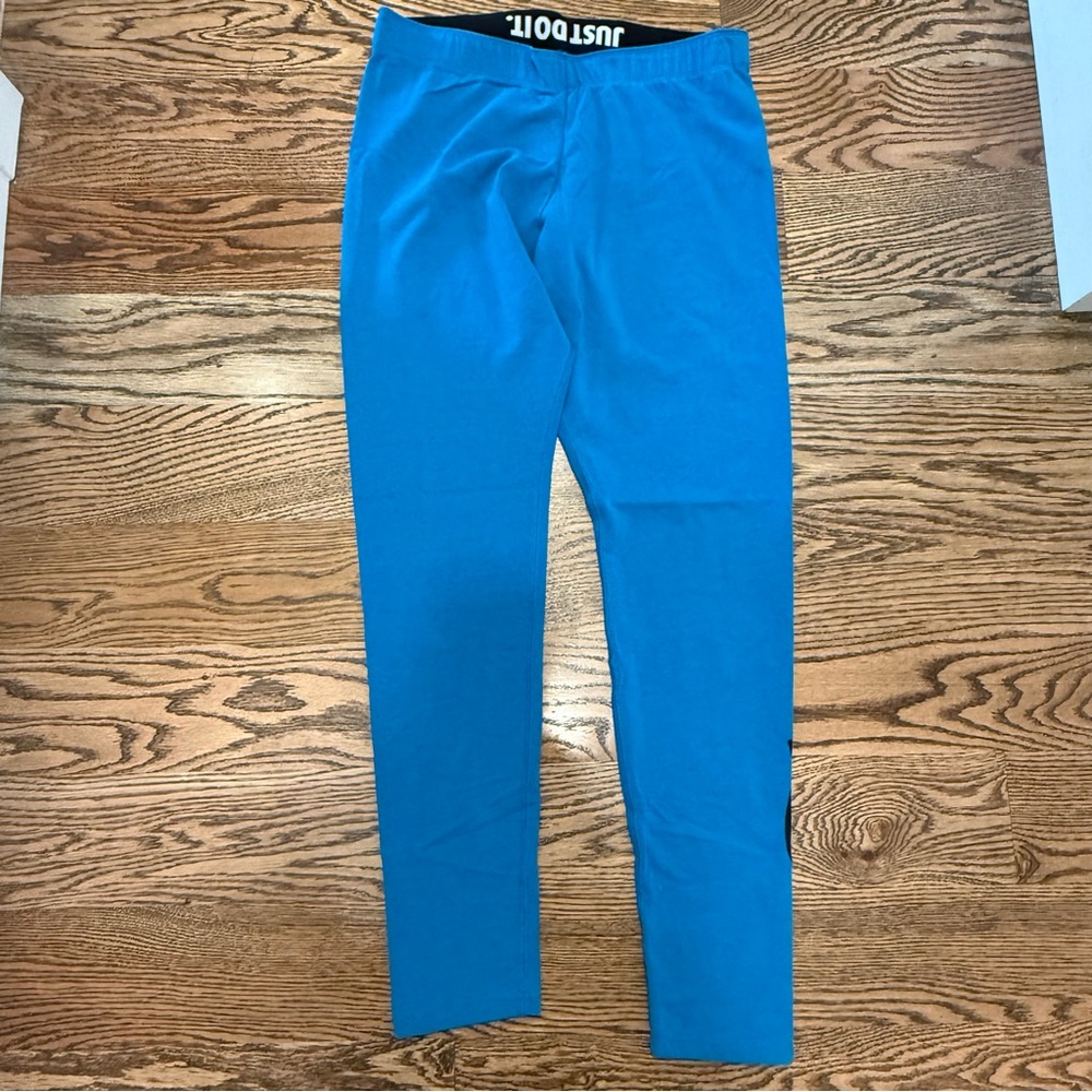 Nike Women’s M Bright Blue Athletic Leggings with Branded Waistband